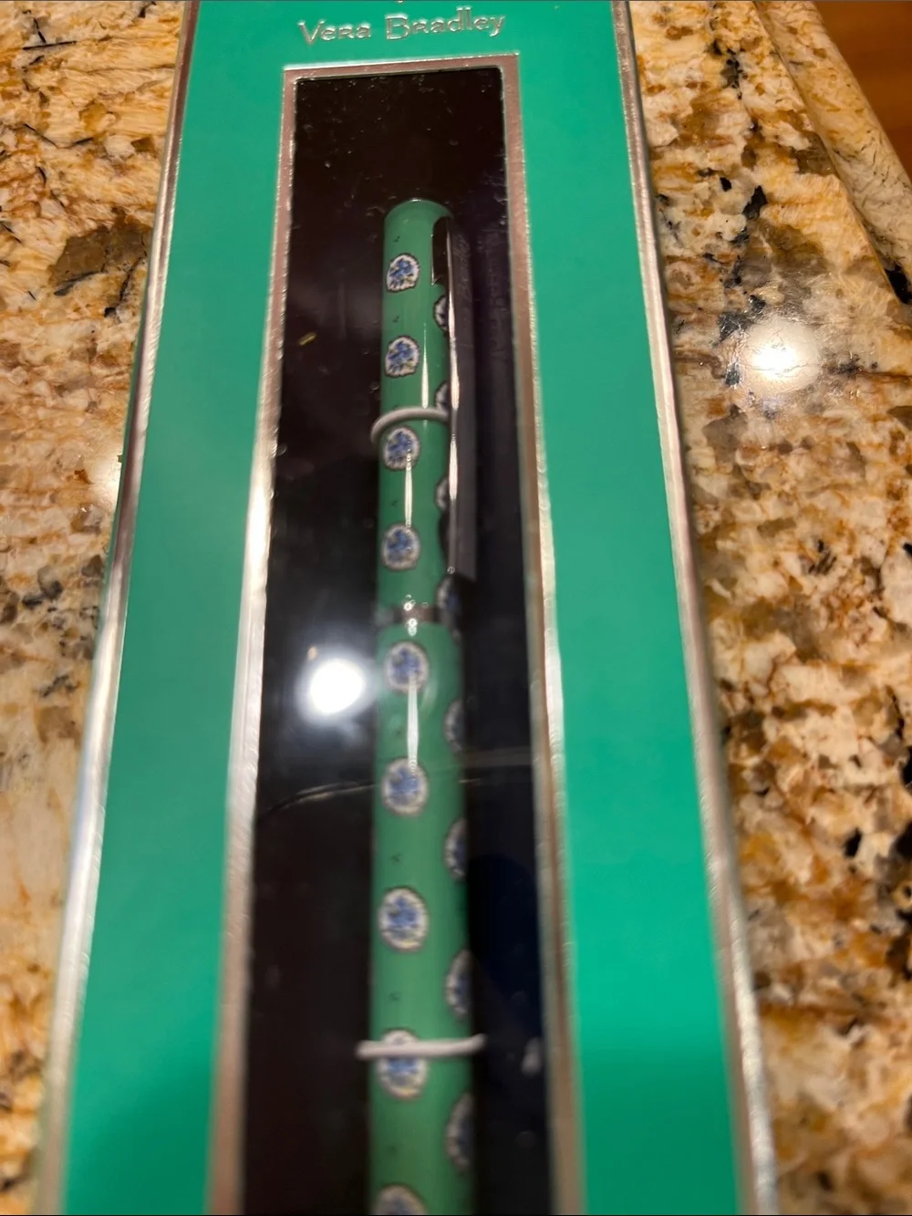 Vera Bradley Garden Green Leaf Ball Point  Pen Black Ink New in Box